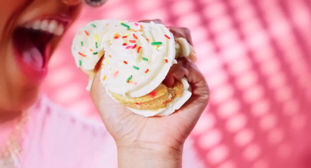 HE ORIGINAL PINK SUGAR COOKIE